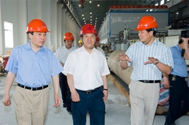 2007年5月25日，時任全國政協(xié)常委、經(jīng)濟委員會副主任、中國包裝聯(lián)合會會長石萬鵬一行來公司視察
